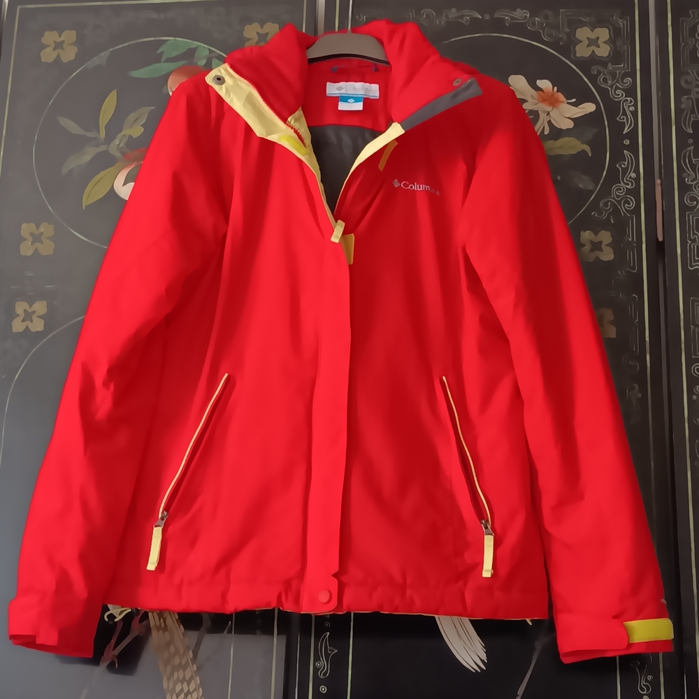 Columbia Womens Red Jacket - Picture 14 of 16